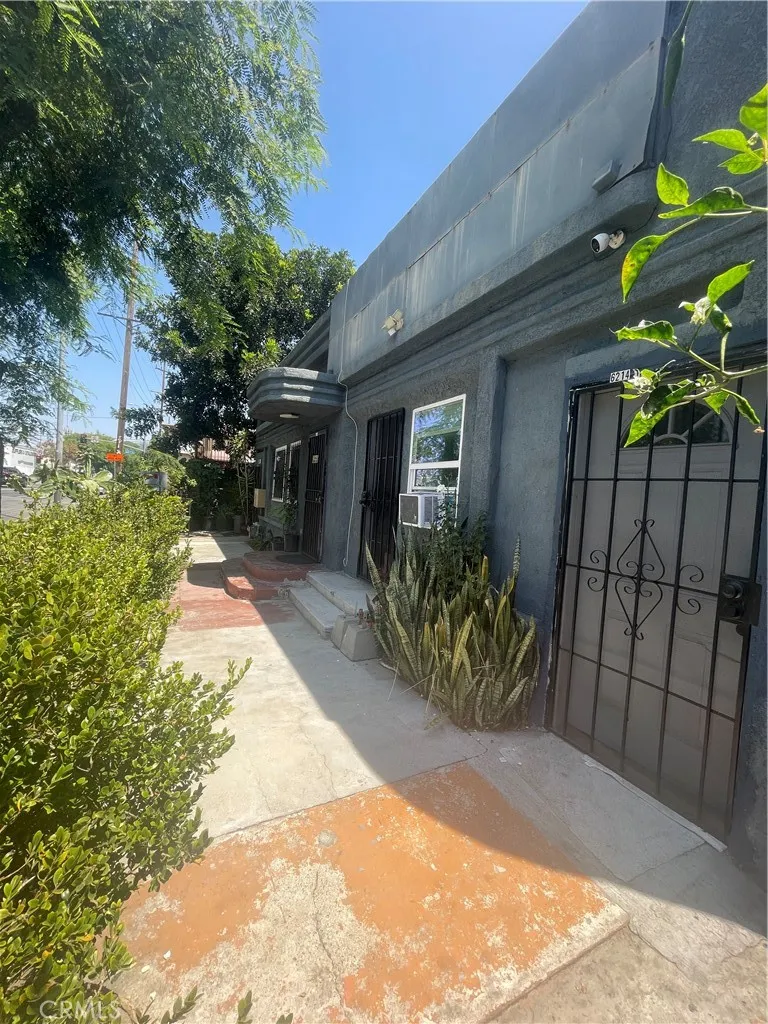 6214 S Western, Los Angeles, California 90047 — photo 4