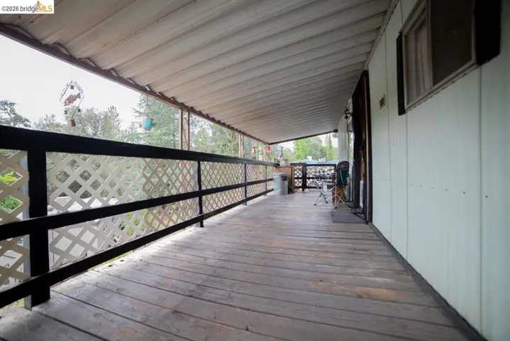 Side porch