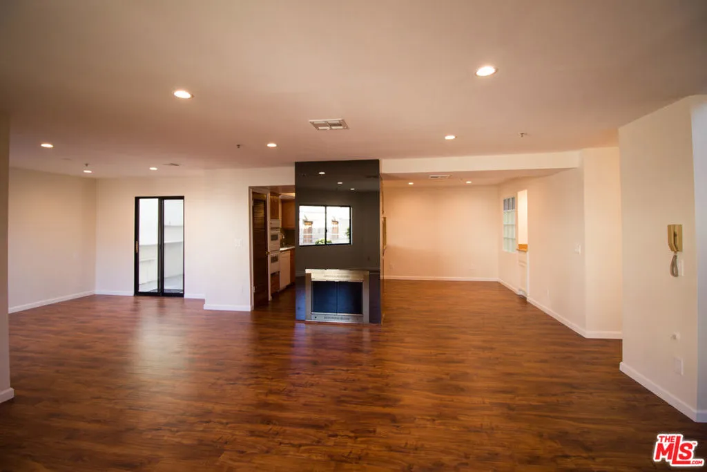 301 W Loraine Street 8, Glendale, California 91202 — photo 5