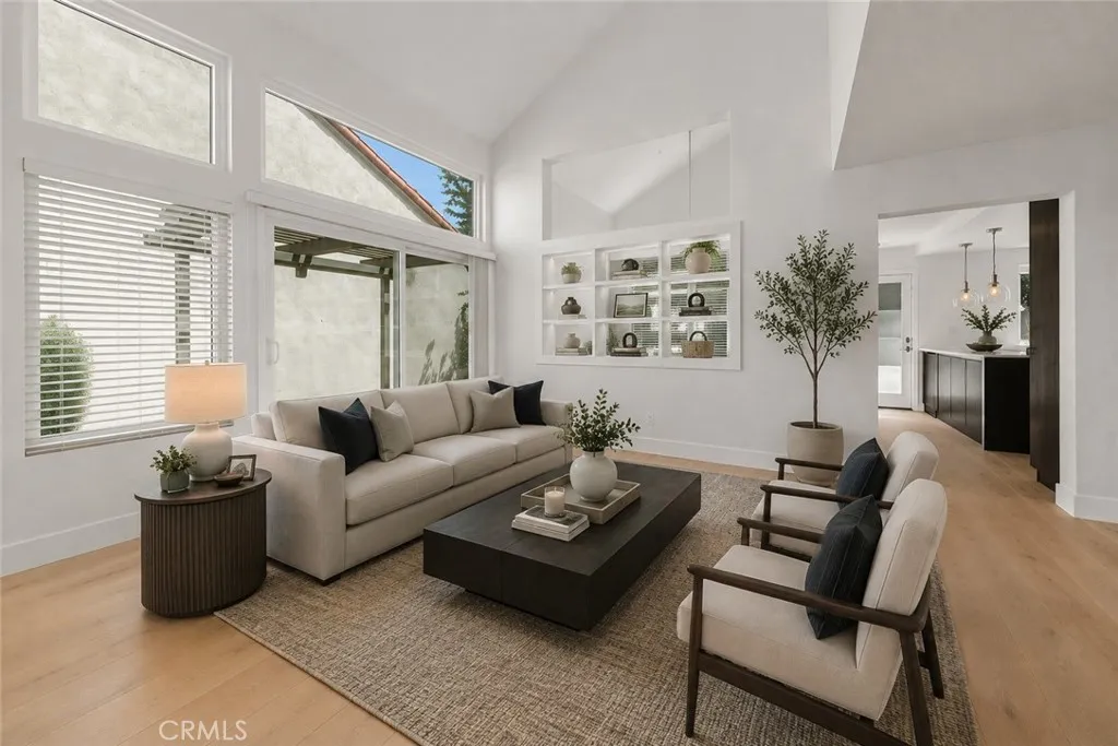 27 Almeria, Irvine, California 92614 — photo 5