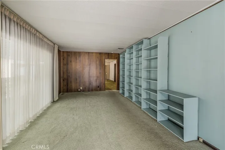 Versatile Room (Library, formal living & dining, exercise )