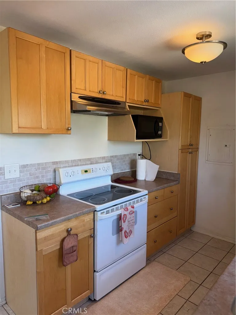 725 Coronado 206, Long Beach, California 90804 — photo 5