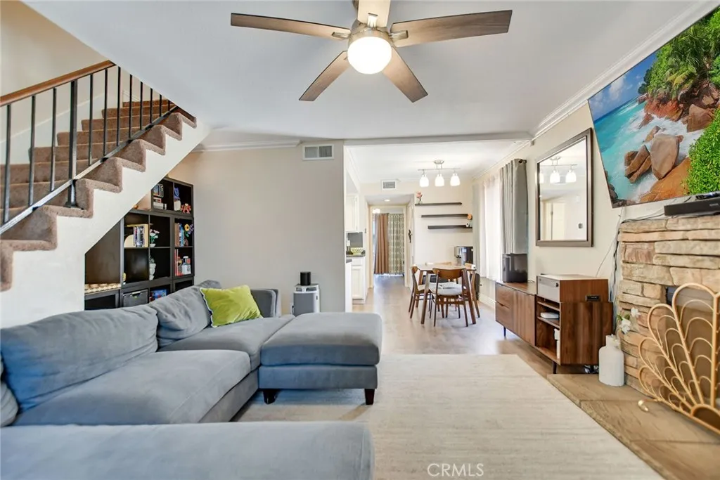1251 S Meadow, Colton, California 92324 — photo 5