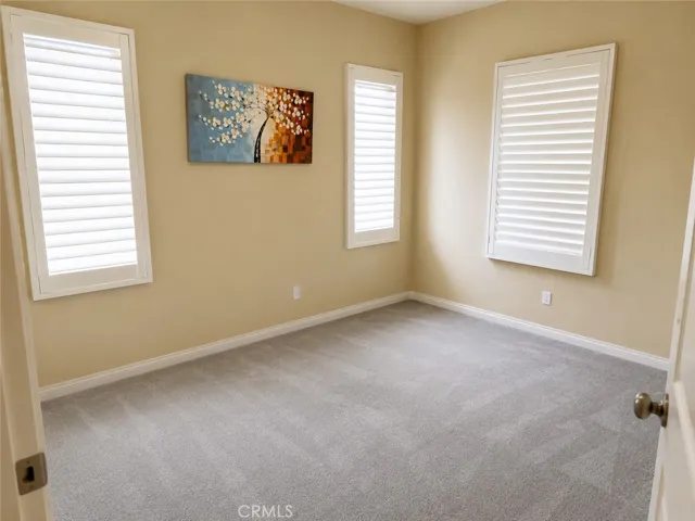 Convenient & versatile downstairs bedroom