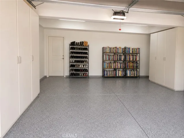 Garage with beautiful epoxy floors
