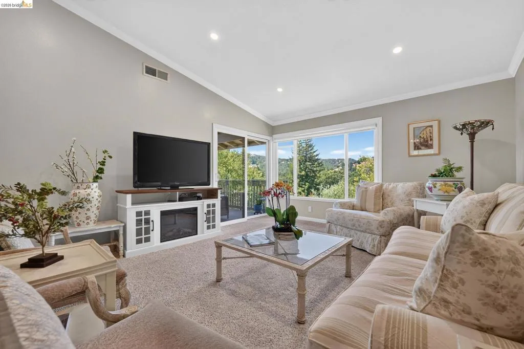2608 Saklan Indian Dr