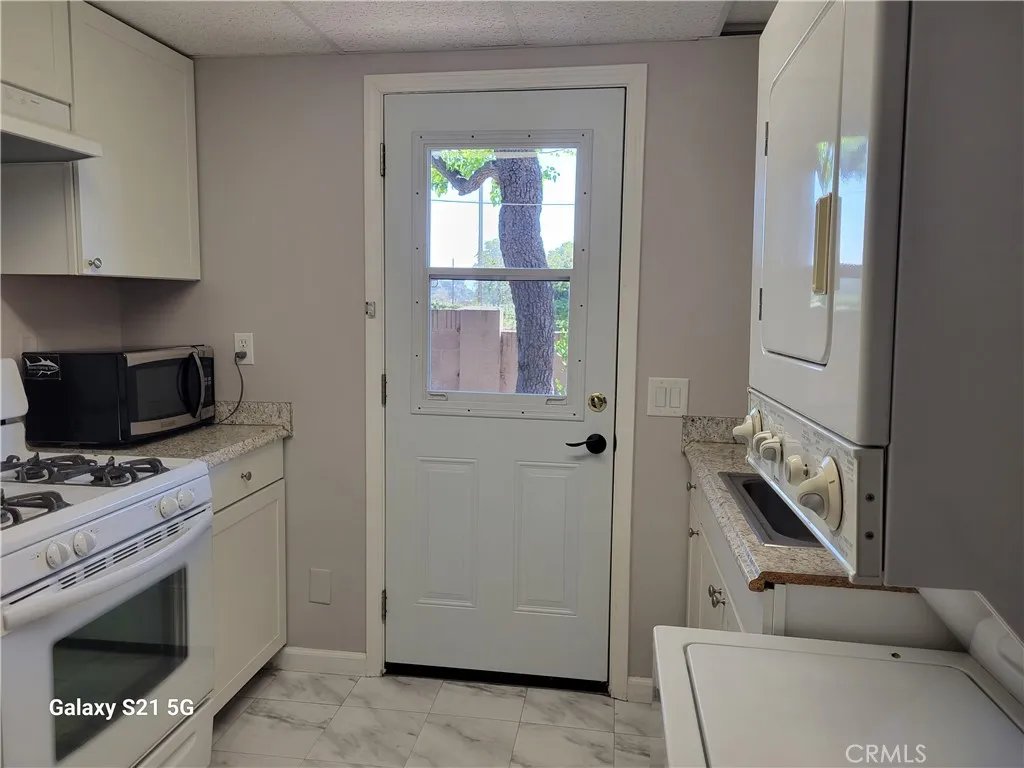Kitchen door out to private patioi
