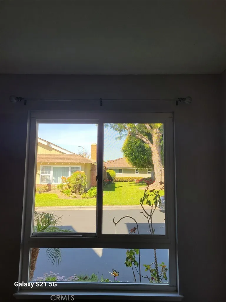 16862 B Coach Lane, Huntington Beach, California 92649 — photo 5