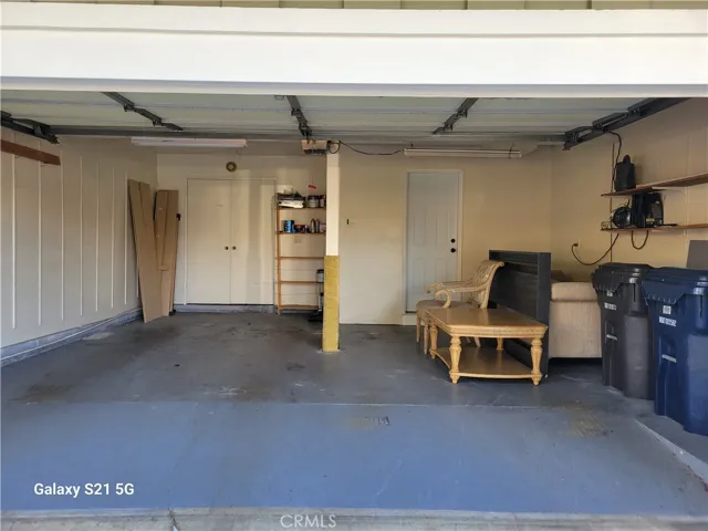 Shared 2 car garage