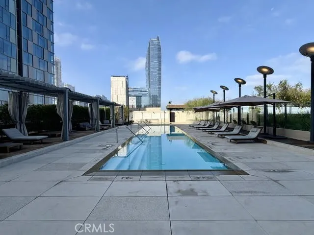 Community pool