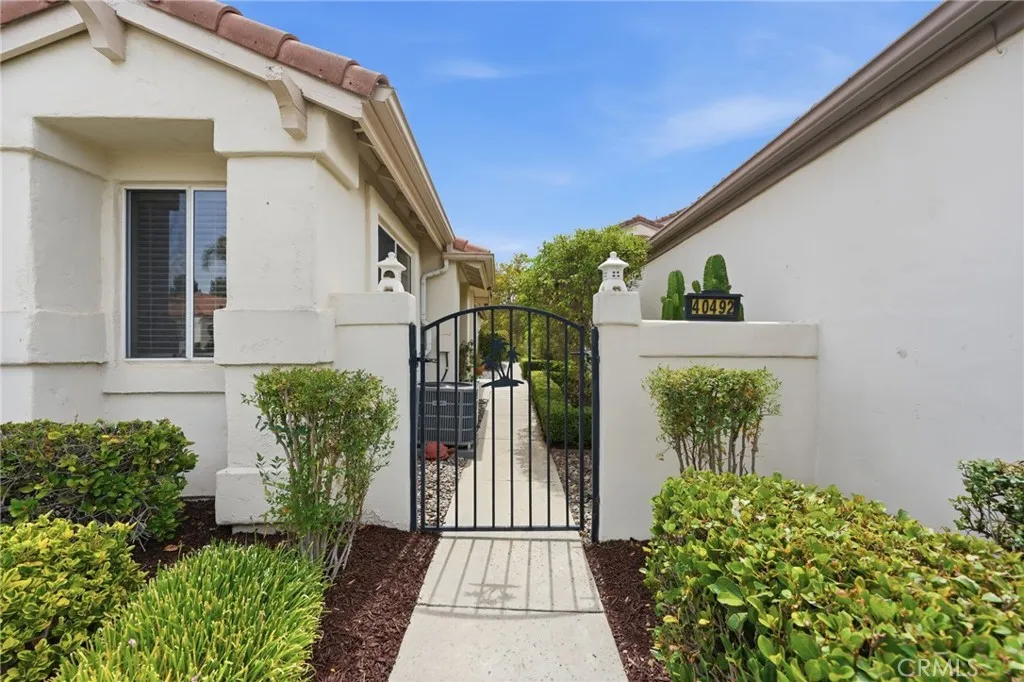 40492 Via Amapola, Murrieta, California 92562 — photo 4