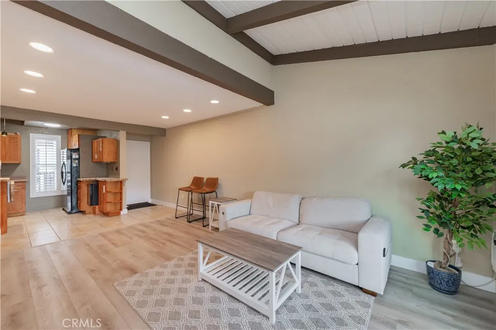 Livingroom 2
