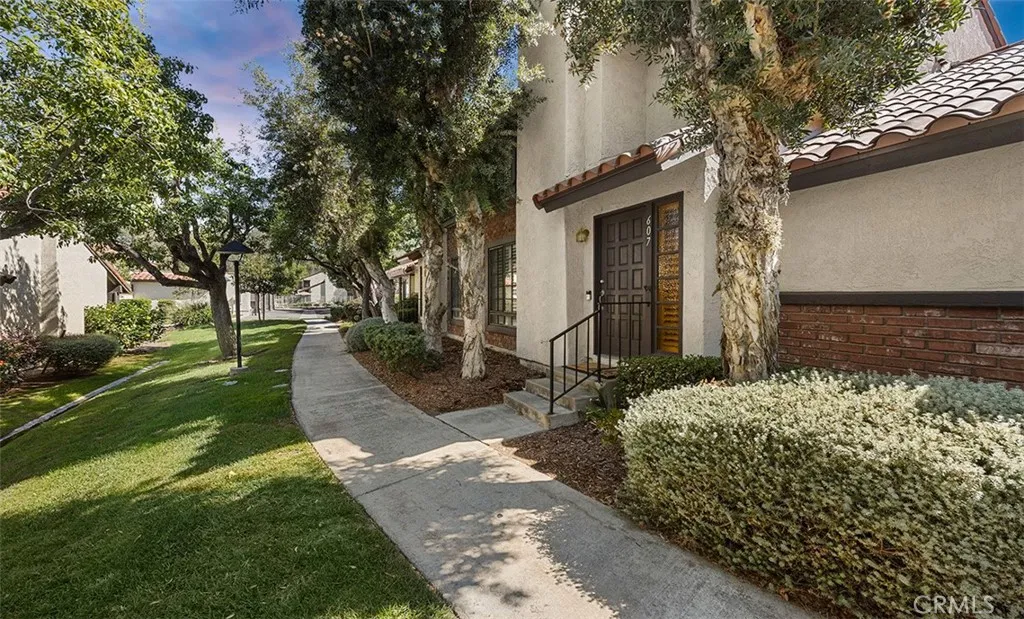 607 Santa Cruz Ct