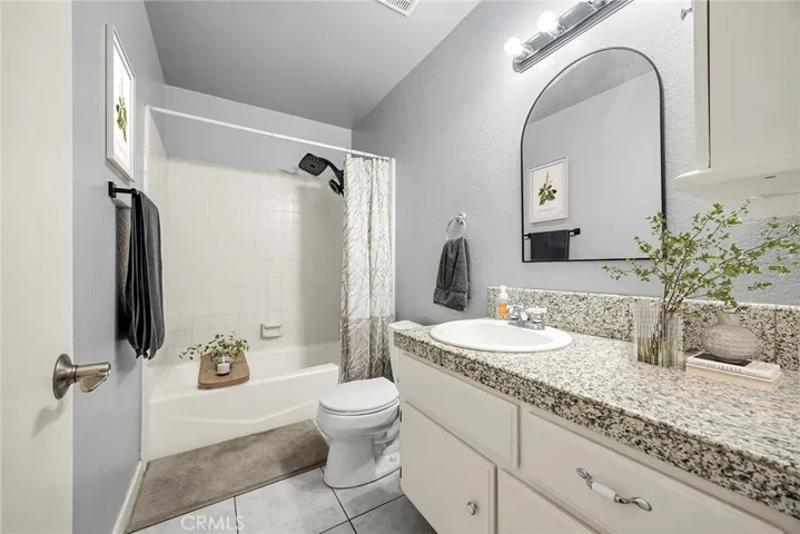 Upstairs Full Bath