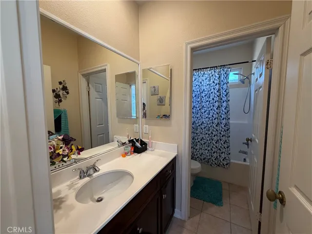 2nd Full Bathroom