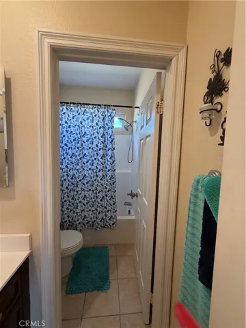 2nd Full Bathroom