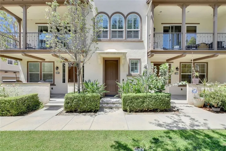 908 N Botanica Lane B, Azusa, California 91702 — photo 4