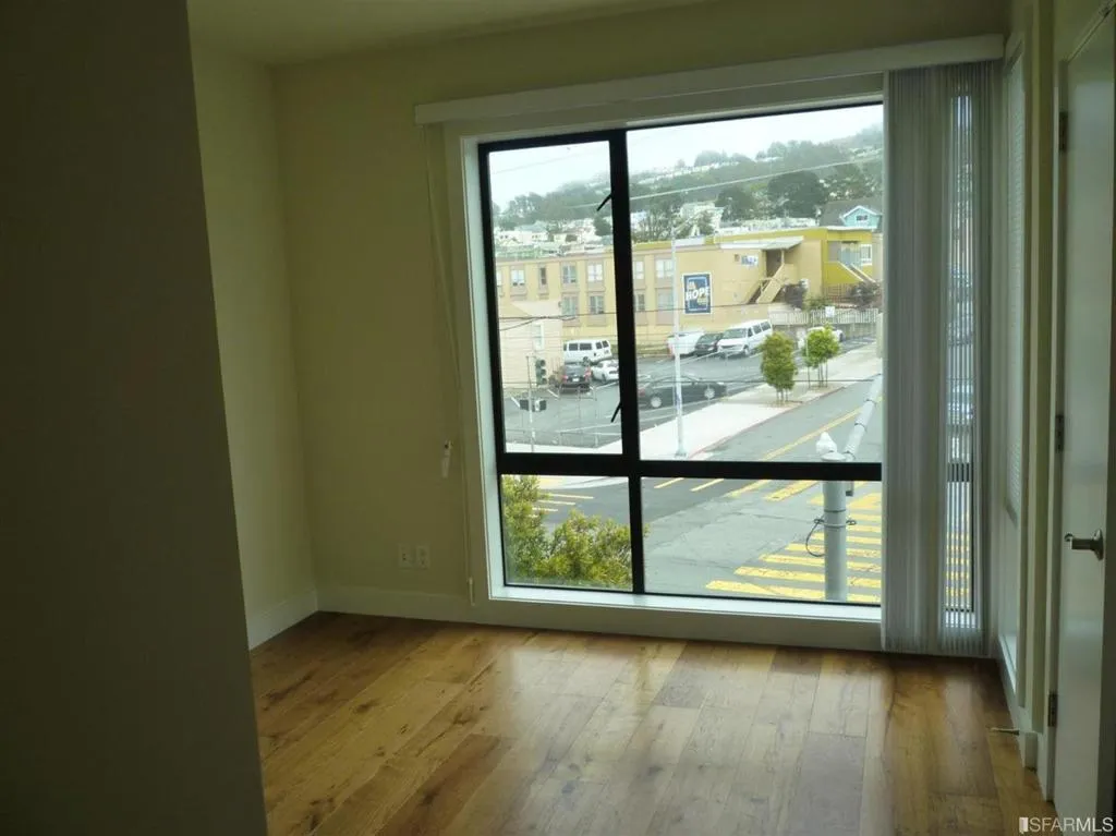5680 Mission Street, San Francisco, California 94112 — photo 5
