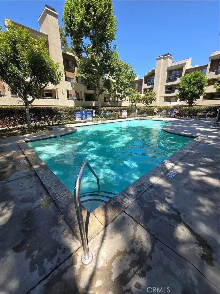 Nearest pool to the unit Nearest pool to the unit