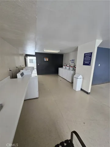 Common laundry room