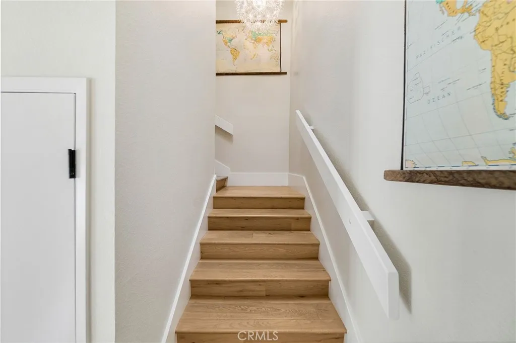 Stairway with landing to upstairs. Stairway with landing to upstairs.