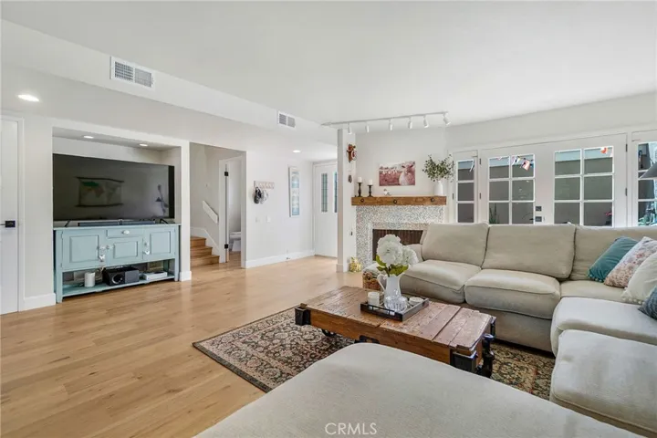 Built in dry bar area currently used as entertainment center.