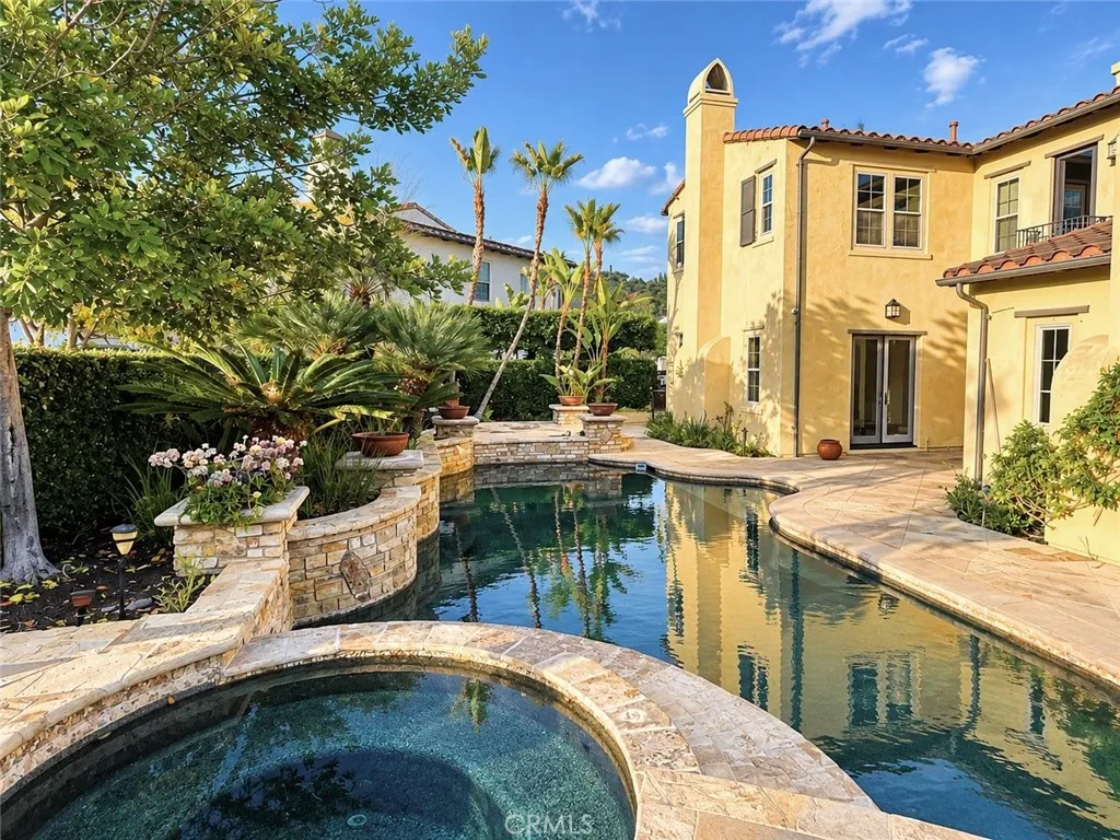swimming pool and jacuzzi
