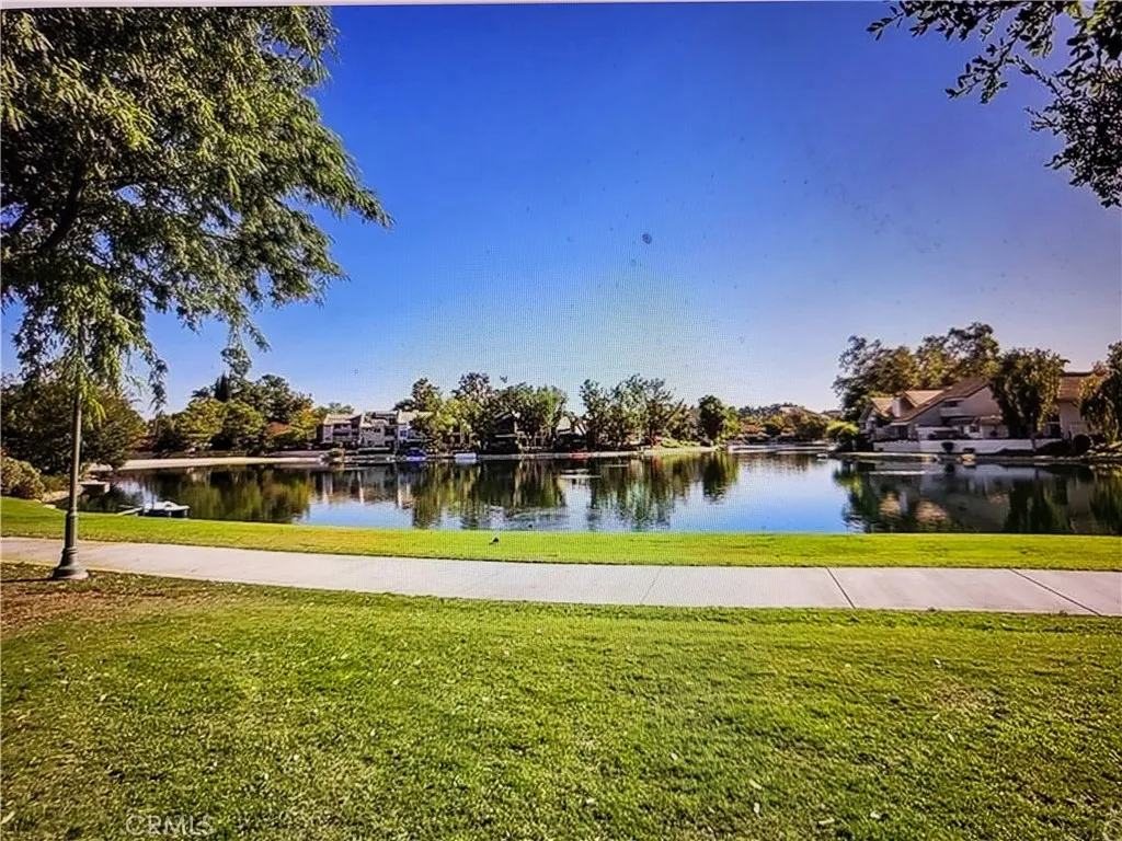 Lake Access