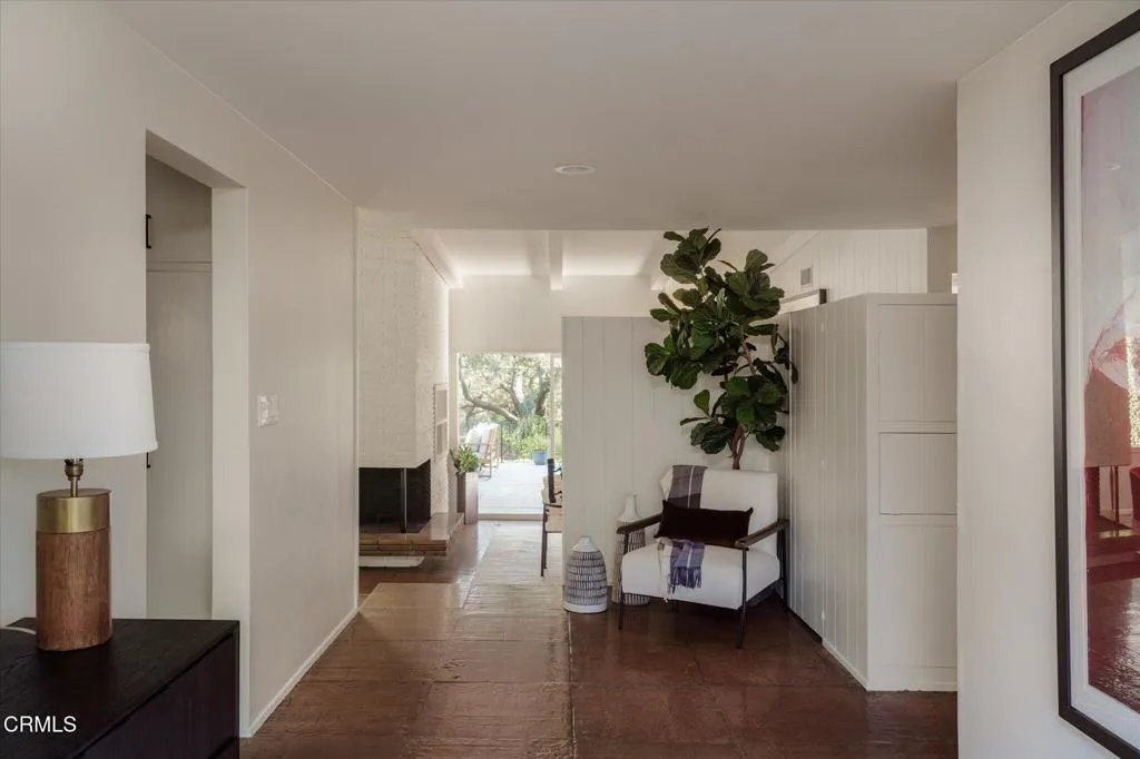 1630 Torcida Drive, La Canada Flintridge, California 91011 — photo 5