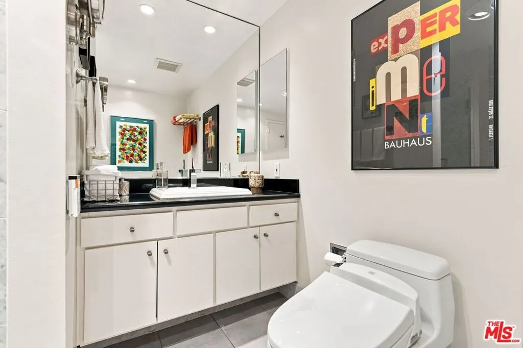 Bathroom Sink/Bidet Bathroom Sink/Bidet