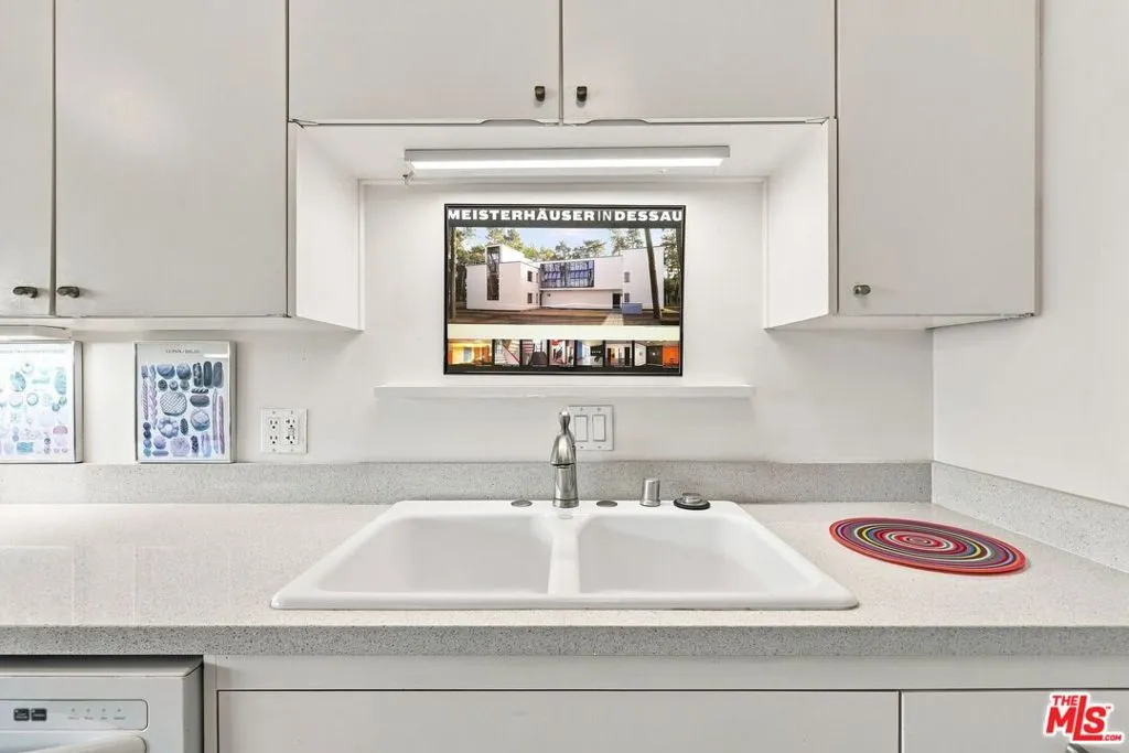 Kitchen Sink Kitchen Sink