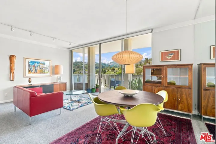 Dining/Living Room