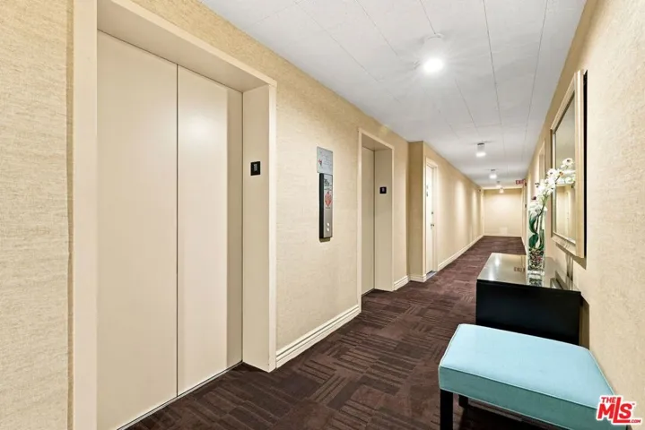 Elevator 11th Floor
