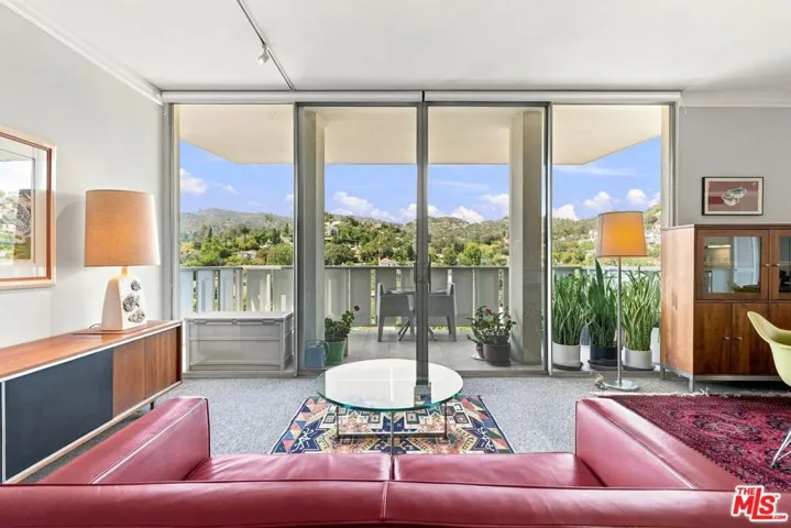 Living Room - North View