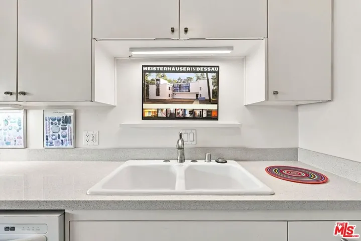 Kitchen Sink