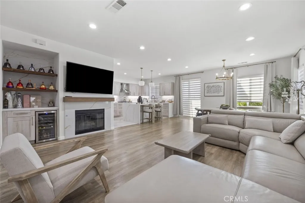16485 W Nicklaus Drive 120, Sylmar, California 91342 — photo 4