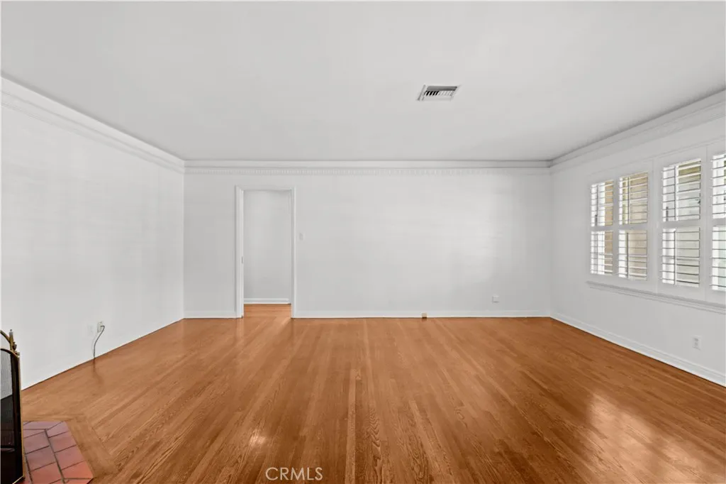 424 Tufts, Burbank, California 91504 — photo 5