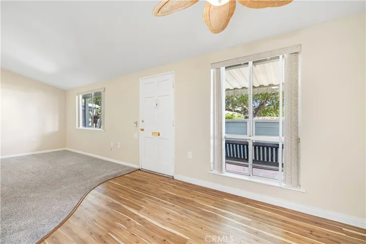 19231 #a Avenue Of The Oaks, Newhall, California 91321 — photo 5