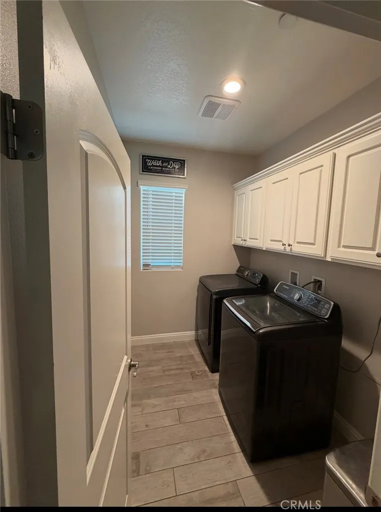 7636 Oxford, Hesperia, California 92345 — photo 5