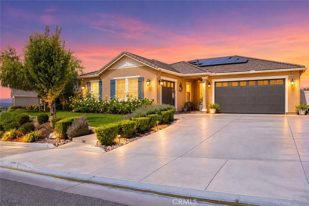 20946 Mountain Gate