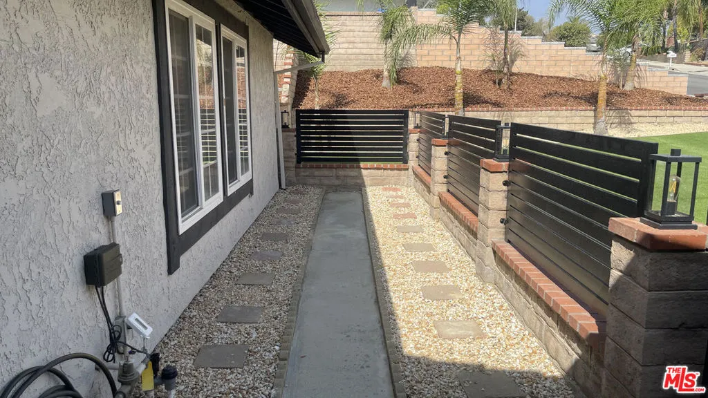 19106 Merion Drive, Los Angeles, California 91326 — photo 5