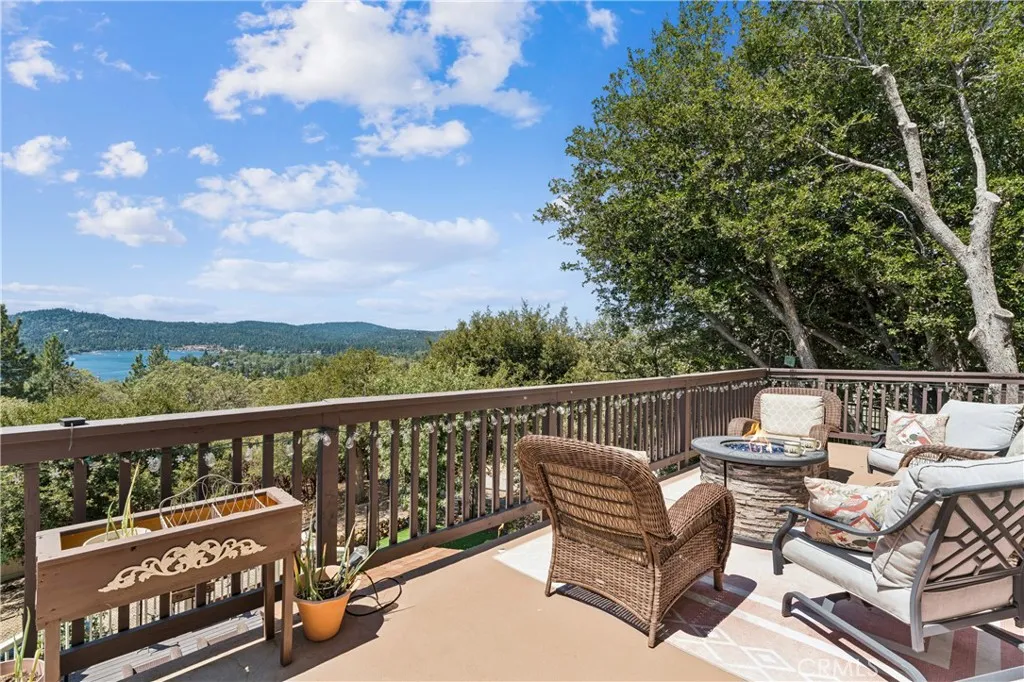 1298 Yellowstone Drive, Lake Arrowhead, California 92352 — photo 4