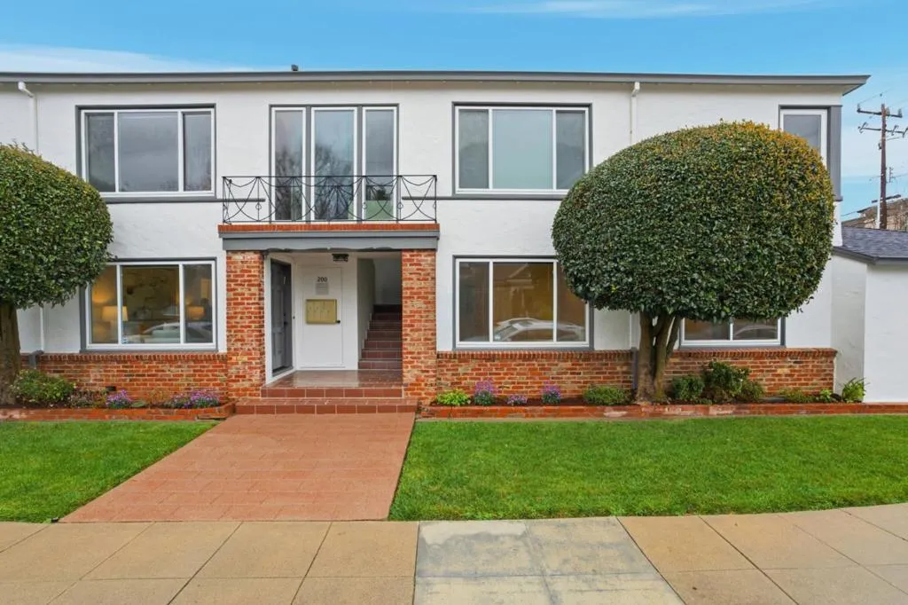 200 Anita Rd