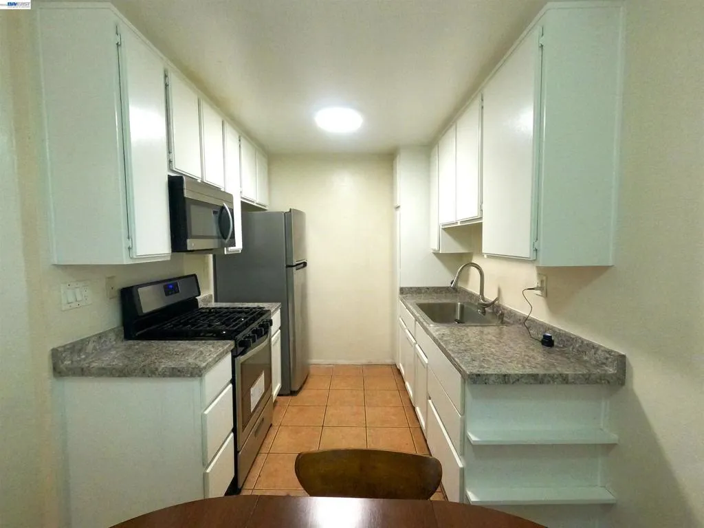 1566 Pine Ave 103a, Long Beach, California 90813 — photo 4
