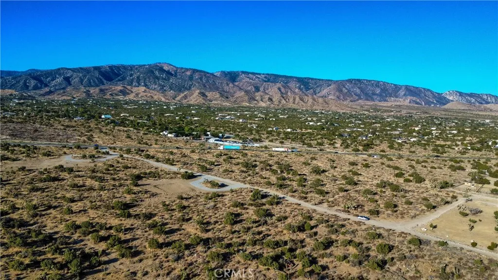 1 Pine Tree Road, Pinon Hills, California 92372 — photo 5