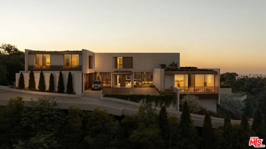 1759 Clear View Drive, Beverly Hills, California 90210 — photo 4