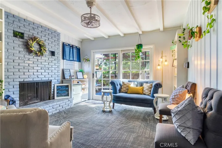 325 Cajon St, Redlands, CA 92373