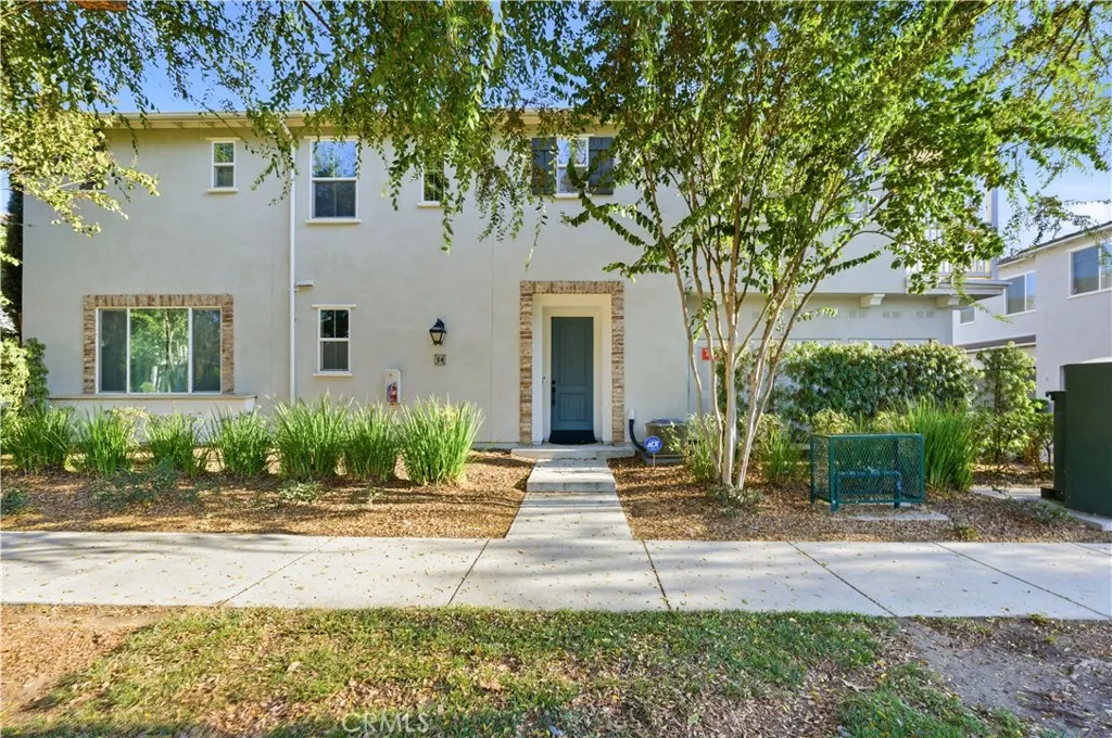 3210 E Yountville Dr