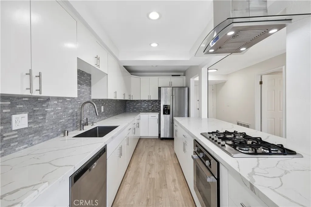 444 Piedmont Avenue 216, Glendale, California 91206 — photo 4