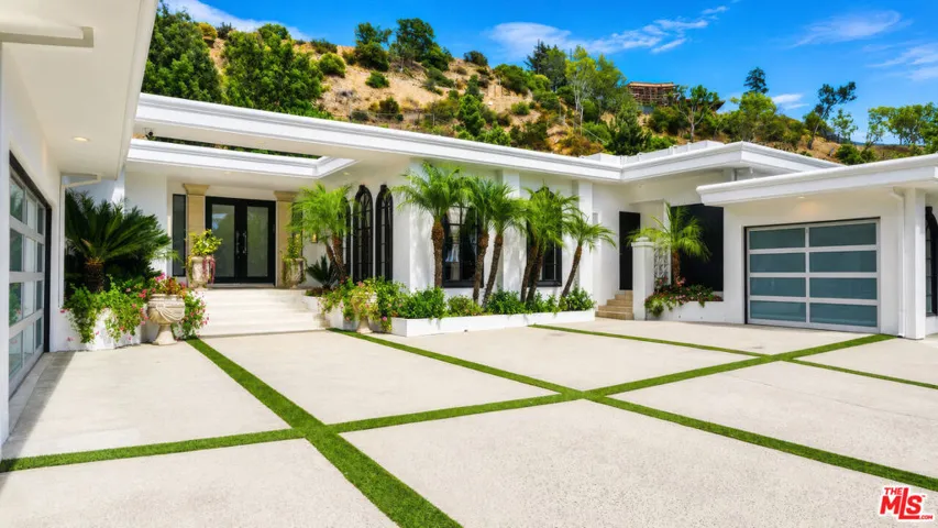 1856 Loma Vista Drive, Beverly Hills, California 90210 — photo 5